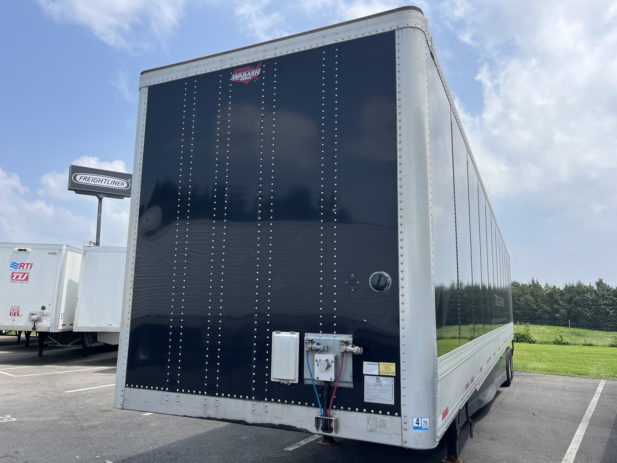 2023 Wabash National 53' black panels - image 6 of 6