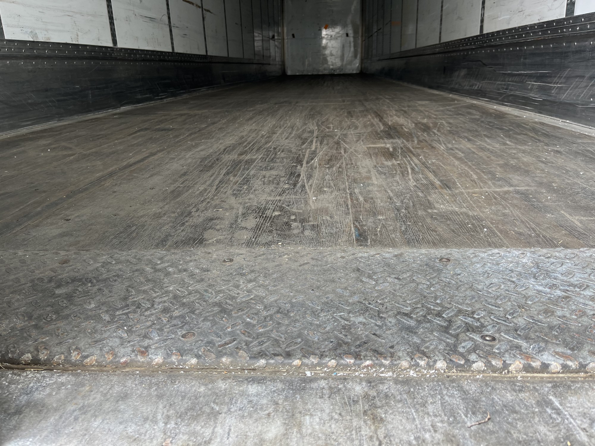 2023 Wabash National 53' black panels - image 3 of 6