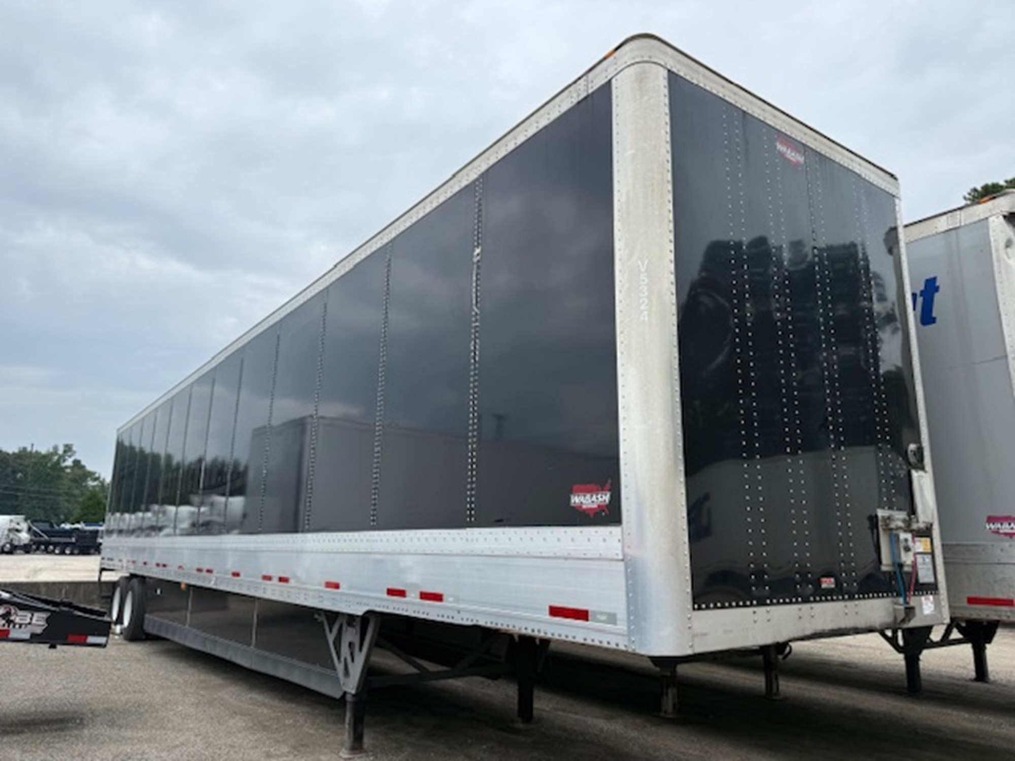 2023 Wabash National 53' black panels - image 3 of 6