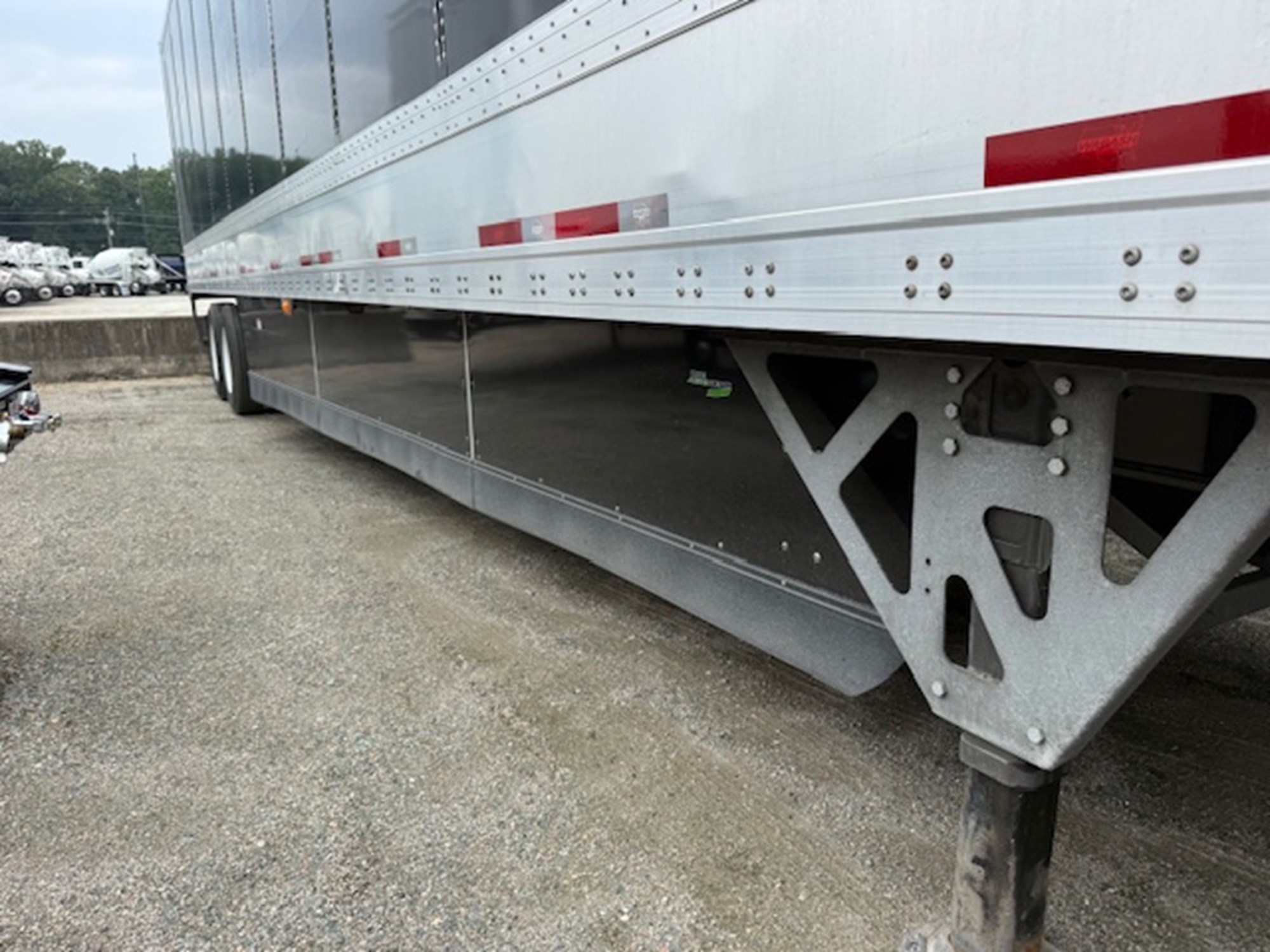 2023 Wabash National 53' black panels - image 6 of 6