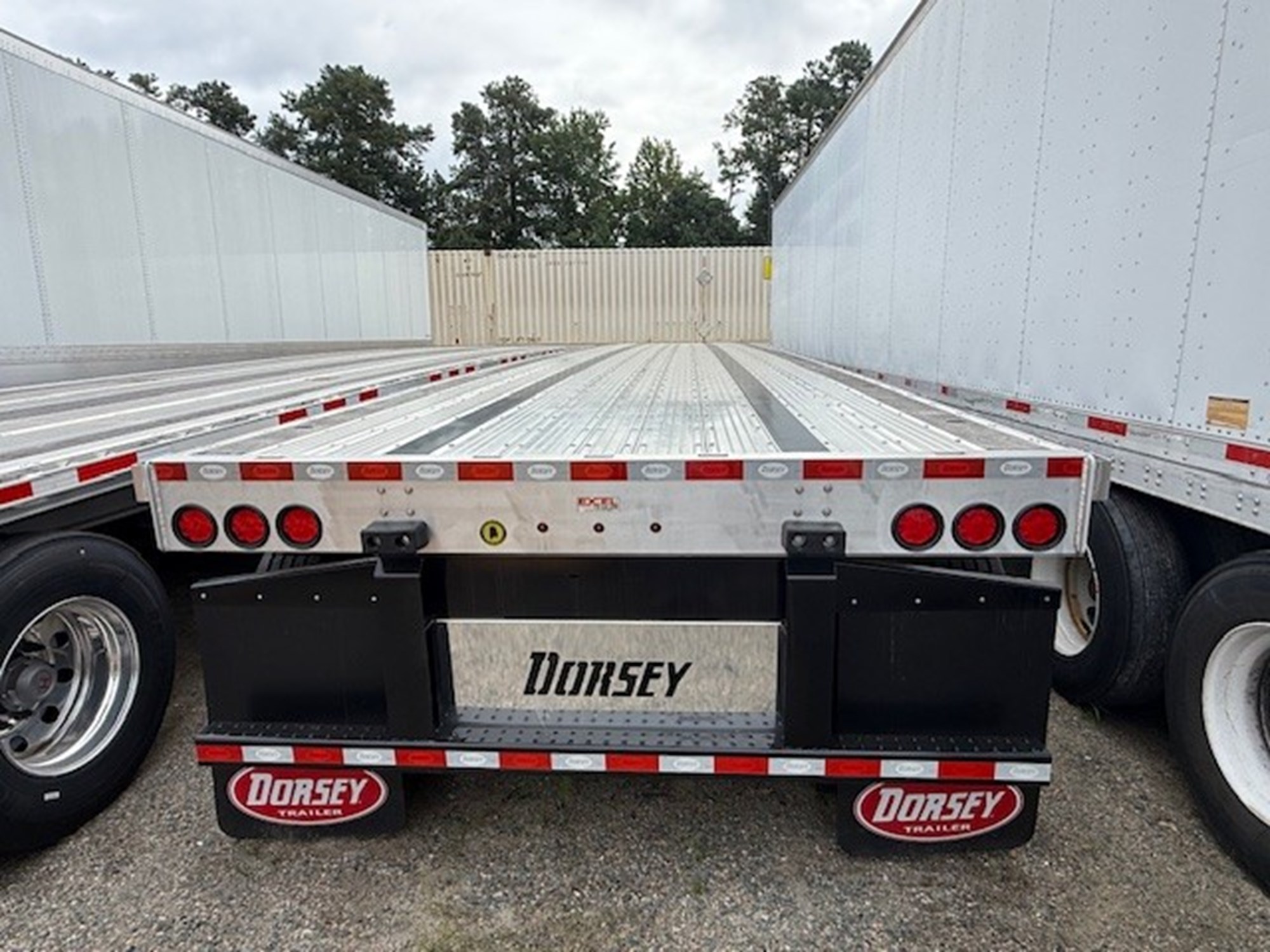 2025 Dorsey 48 COMBO FLATBE - image 4 of 5