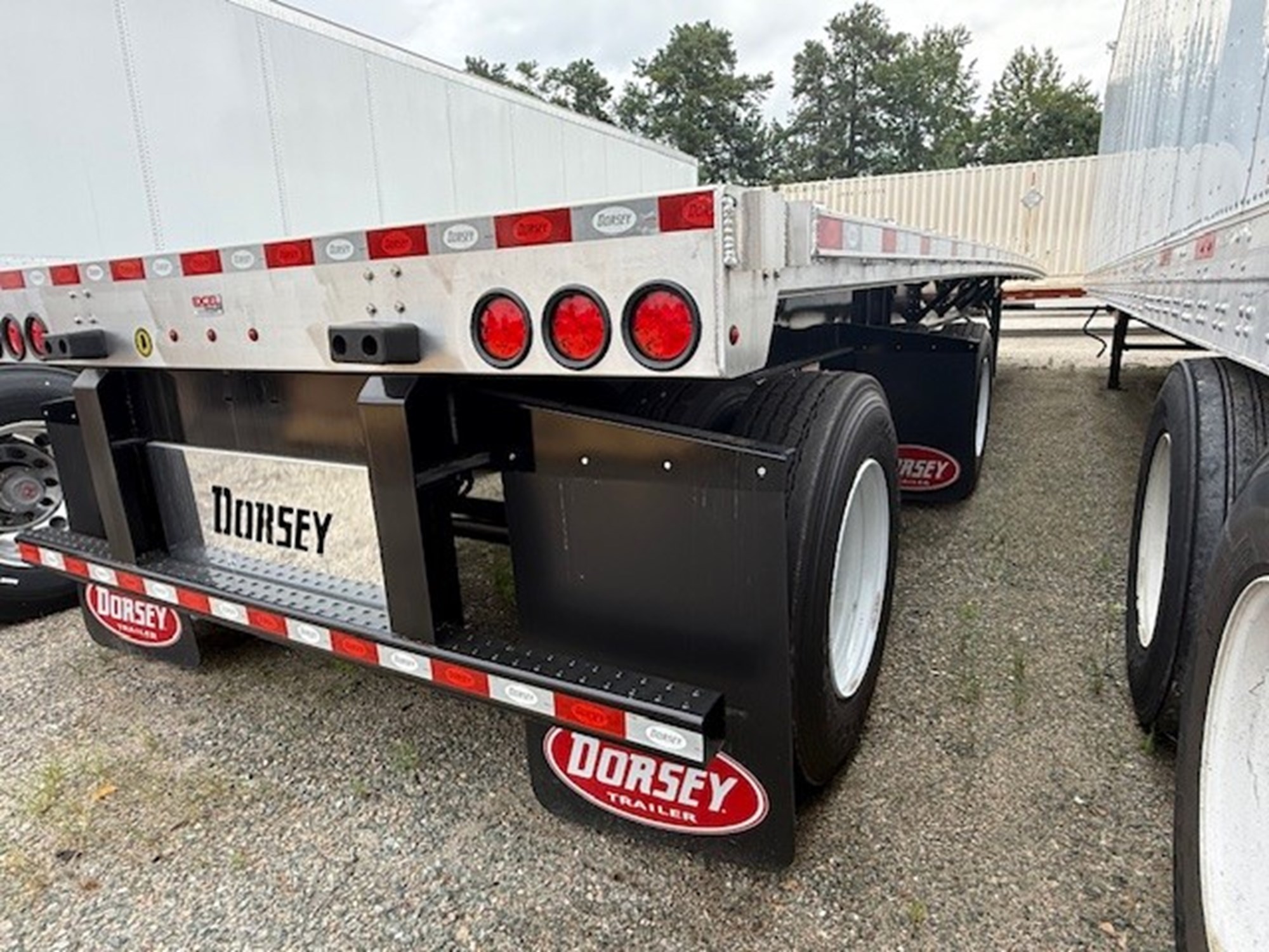 2025 Dorsey 48 COMBO FLATBE - image 5 of 5