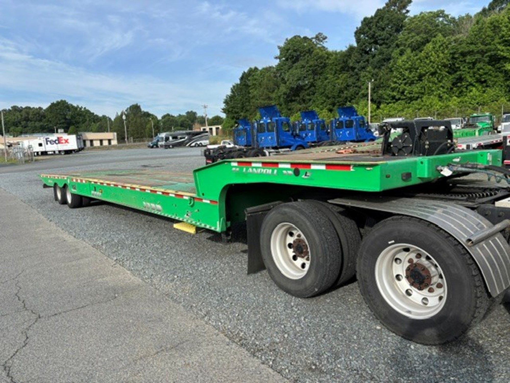 2018 Landoll Corpora 930D - image 2 of 5