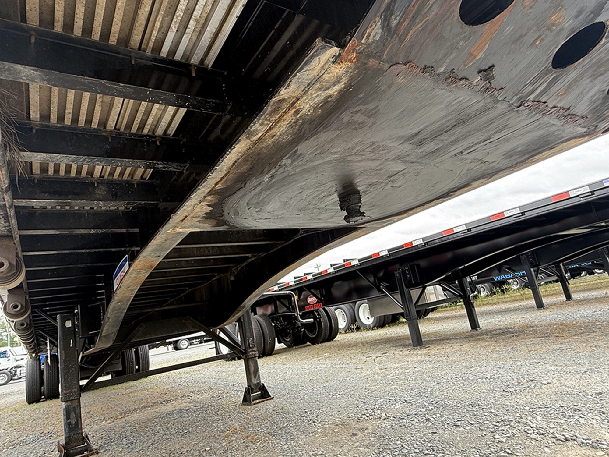 2016 Clark Flatbed 2016 Clark Flatbed - image 3 of 6