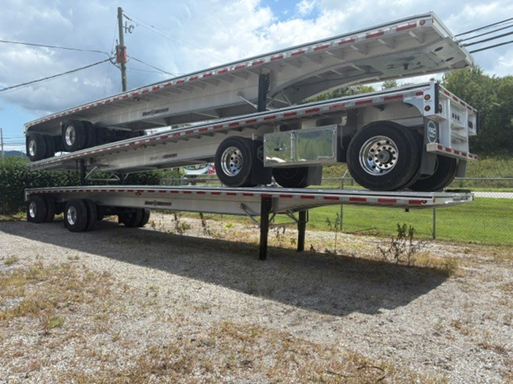 2024 Mac Trailer 48' FLATBED 2024 Mac Trailer 48' FLATBED - image 2 of 4
